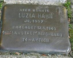 Historischer Ort: Stolperstein für Luzia Hahn, Foto des Stolpersteines