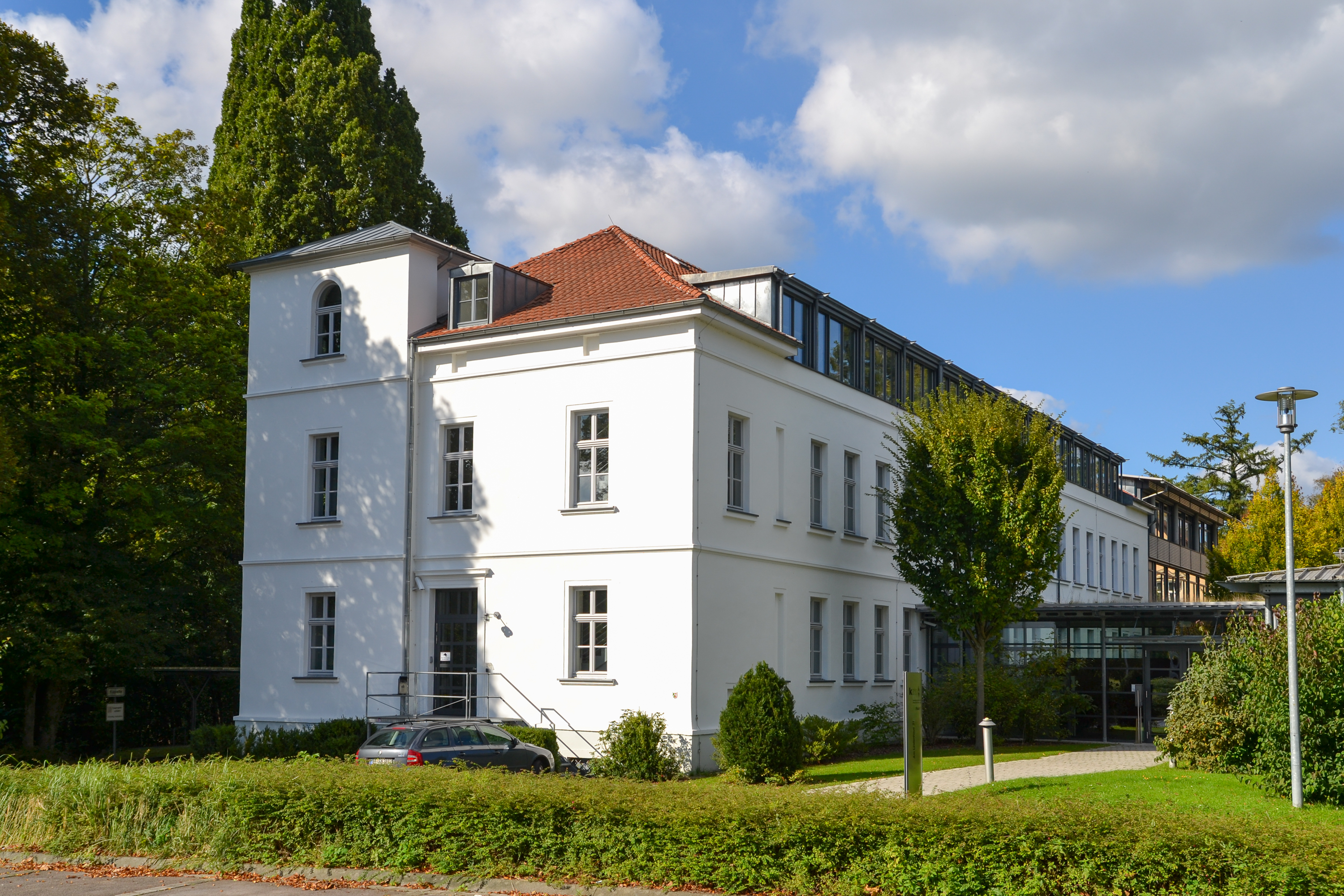 Historischer Ort: Lippische Heil- und Pflegeanstalt Lindenhaus, Foto des ehemaligen Frauenhauses I
