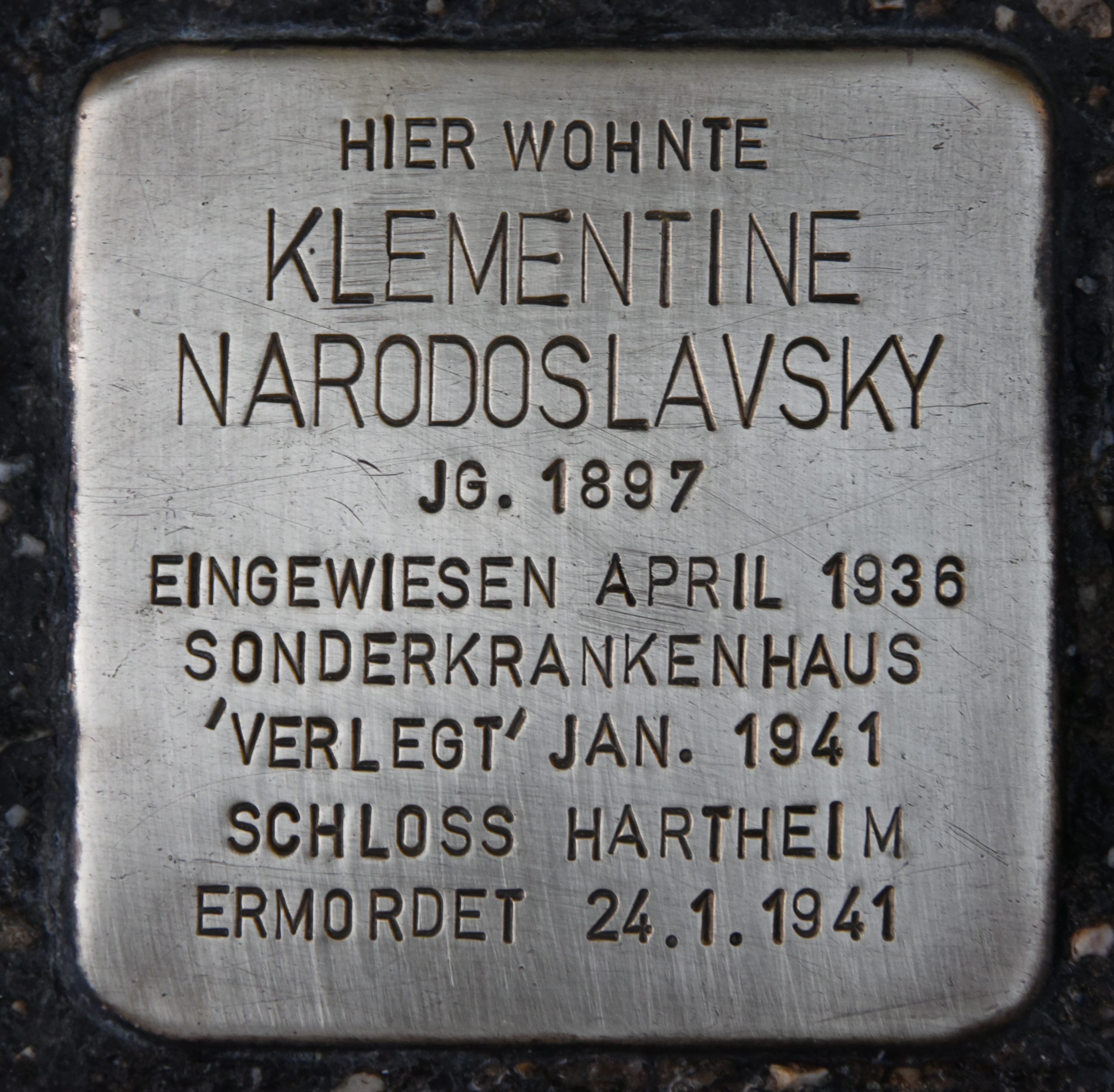 historischer Ort: Stolperstein für Klementine Narodoslavsky, Foto des Stolpersteines