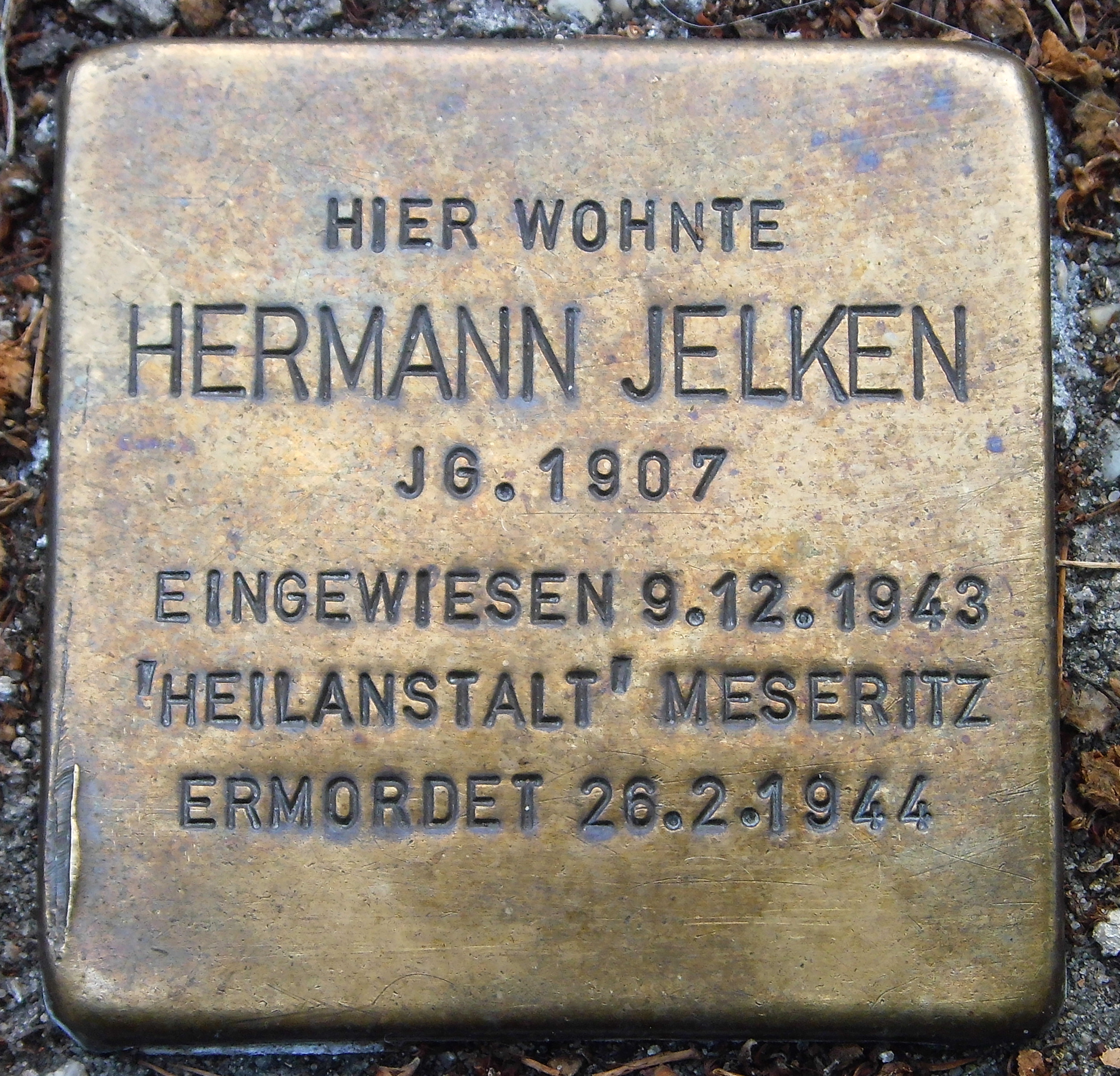 Historischer Ort: Stolperstein für Hermann Jelken, Foto des Stolpersteines