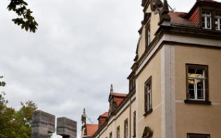 Historischer Ort: Pirna-Sonnenstein, Foto Gedenkstätte aussen Jürgen Lösel