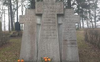 Historischer Ort: Heil- und Pflegeanstalt Konradstein, Denkmal für Familie Kryzan