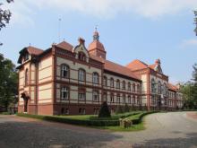 Historische Orte: Landesanstalt Neuruppin, denkmalgeschütztes Hauptgebäude