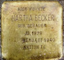 Historische Orte: Stolperstein für Martha Becker, geb. Gebauer