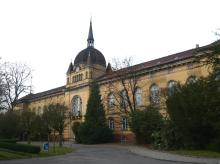 Historischer Ort: Heil- und Pflegeanstalt Wuhlgarten, Foto des Hauptgebäudes